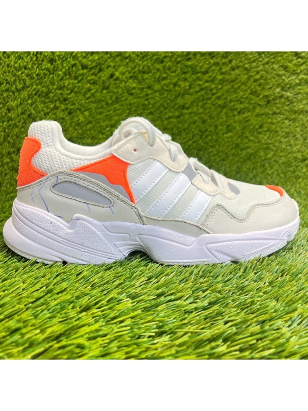 Adidas Yung 96 Boys Size 5.5Y Cream White Orange Athletic Running Shoes Sneakers